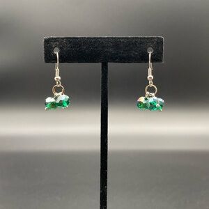Item 569 Emerald Green Statement Drop Earrings